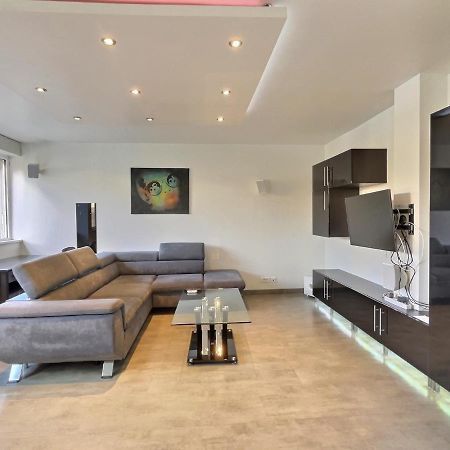 "Magic Red" De Miss.K Conciergerie Apartment Mâcon Exterior photo